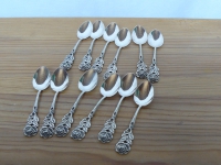 Bild des folgenden Artikels: 12 Moccalffel